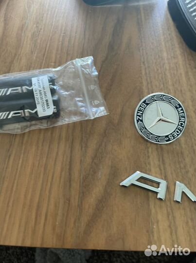 Продам шильдик