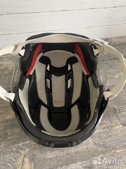 Шлем хоккейный Reebok 8k