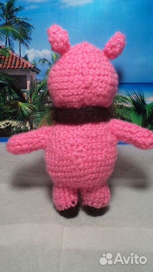 Вязаные игрушки Хрюшка 15 см