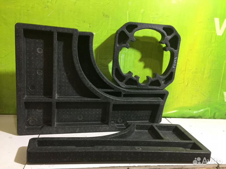 Ящик для инструментов ниша багажника Ford Focus 2