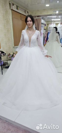 Свадебное платье