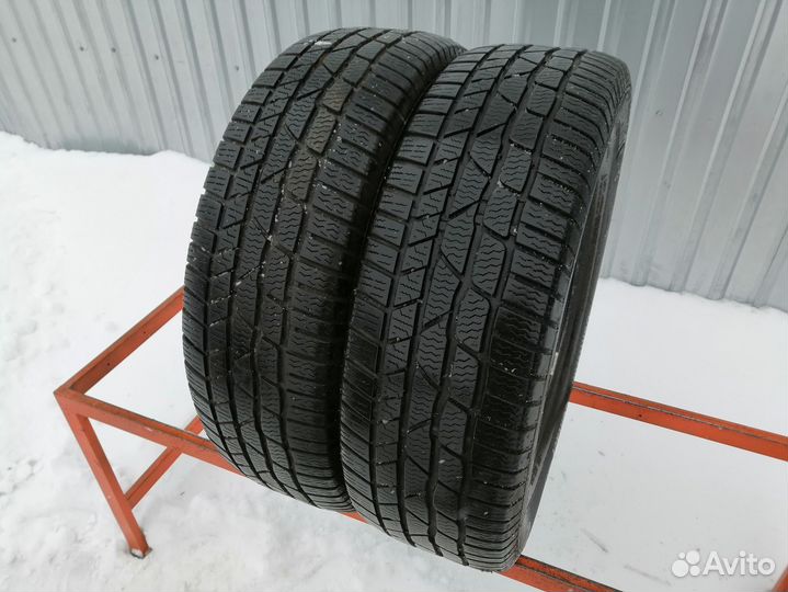 Continental ContiWinterContact TS 830 P 215/60 R17 96H