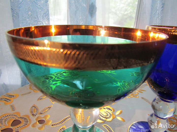 Бокалы,креманки,фужеры Богемия цветное стекло