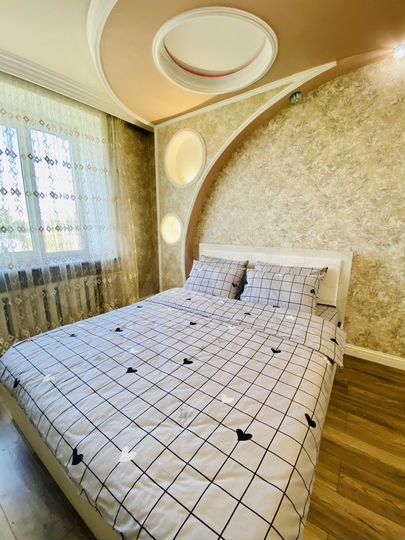 2-к. квартира, 74 м², 5/5 эт.