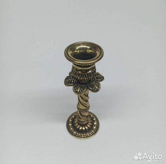 Подсвечник