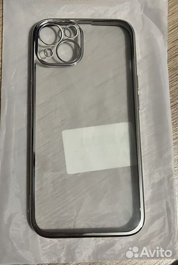 Чехлы на iPhone 13