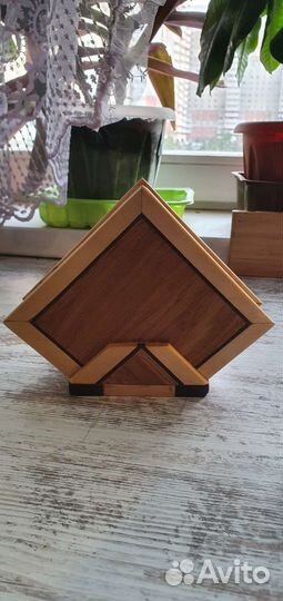 Салфетница вертикальная