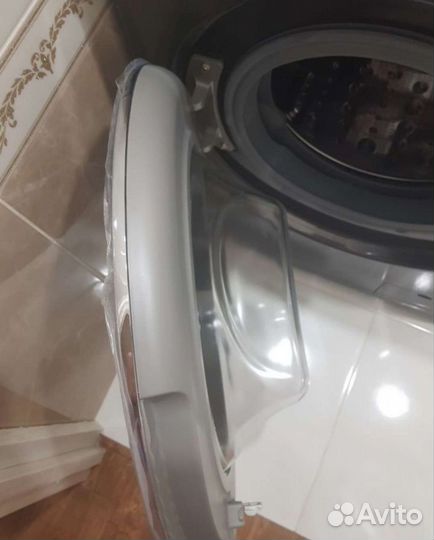 Стиральная машина с сушкой LG