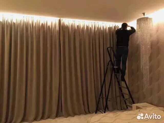 Угловой электрокарниз