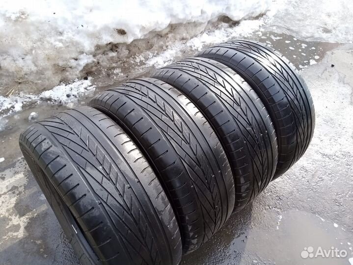 Excel RM114 235/50 R17
