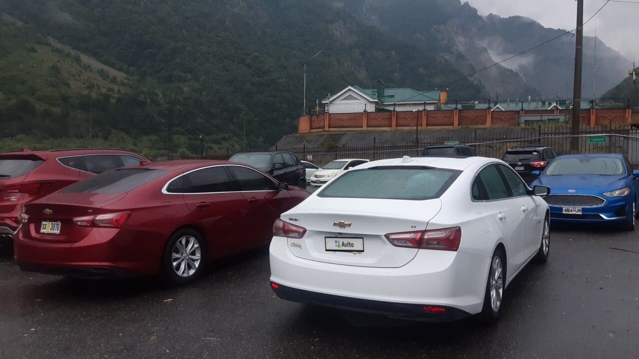 Chevrolet Malibu: фото владельца