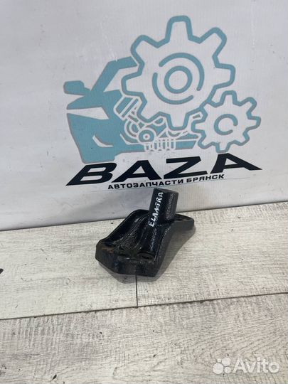 Кронштейн двигателя Hyundai Elantra