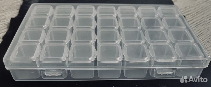 Контейнер для хранения фурнитуры