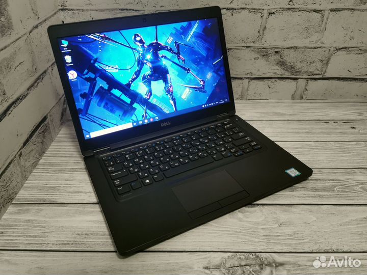 Игровой ноутбук Dell Core i5/8gb озу/SSD