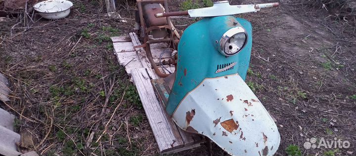 Мотороллер Трист