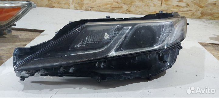 Фара светодиодная передняя левая Toyota Camry XV70