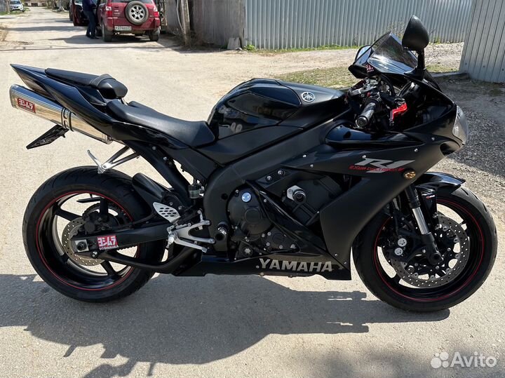 Глушитель выхлоп yamaha r1 04-06 Yoshimura