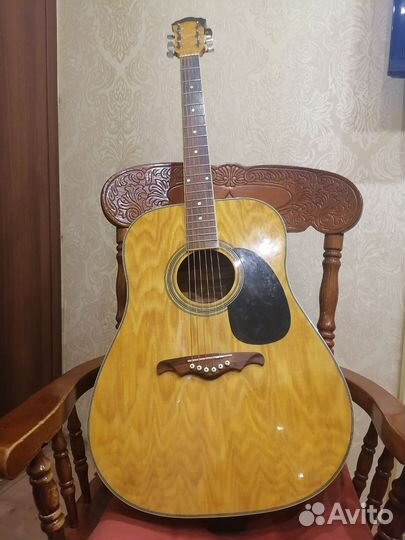 Акустическая гитара бу