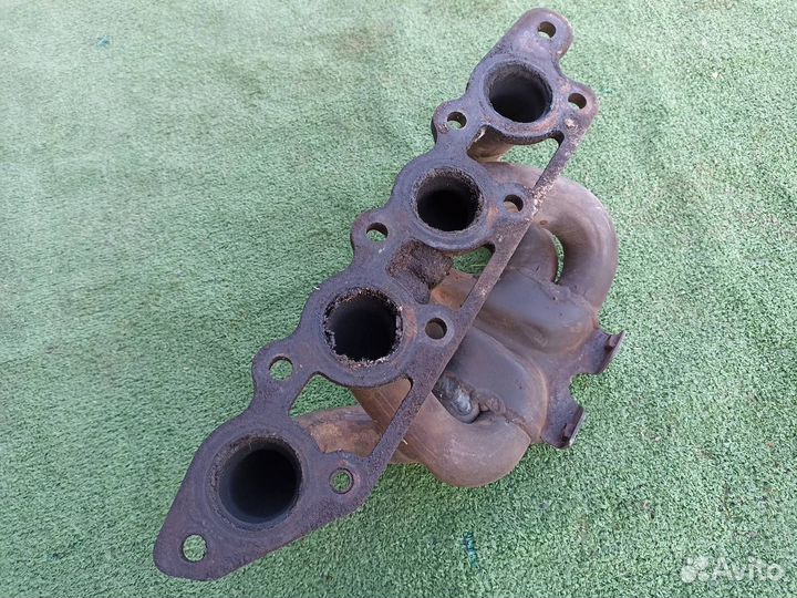 Коллектор выпускной Ford Focus 1 универсал 2.0