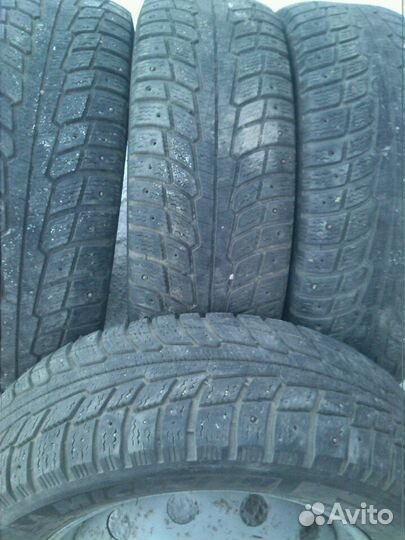 R16 Michelin 4X4 A/T 215/65, PCD 5x139.7 DIA 98.6