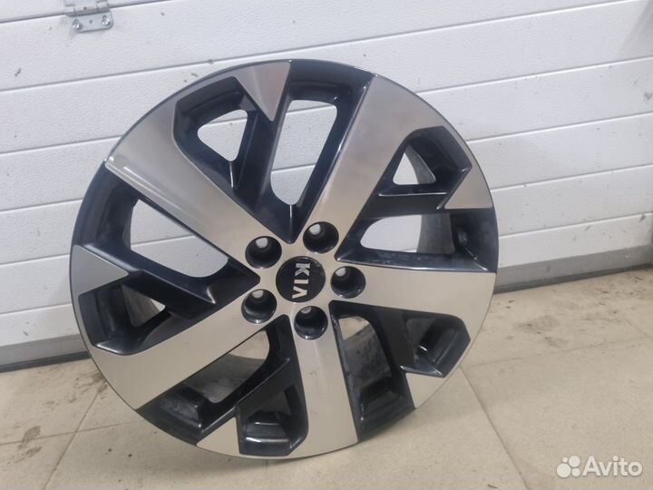 Оригинальные диски R18 Киа Соренто 4