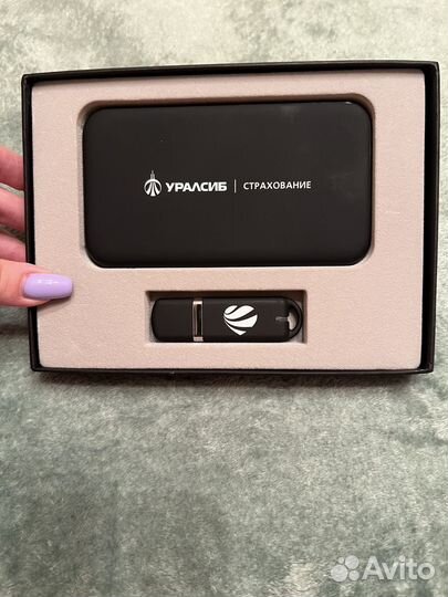 Повербанк 5000 mAh + флешка