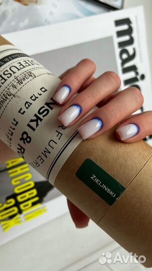 Маникюр и педикюр в центре города