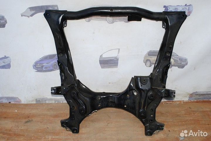 Подрамник передний Honda Cr-V 4