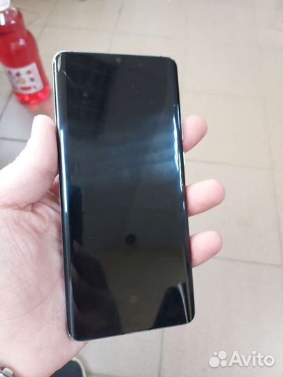 Дисплей в рамке от Huawei p30 pro