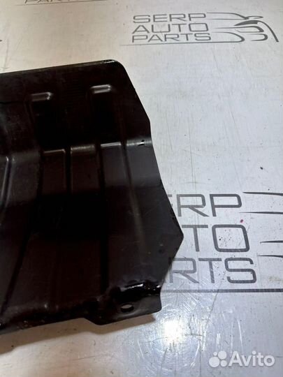 Пыльник двигателя левый Kia Soul AM G4FC 2009