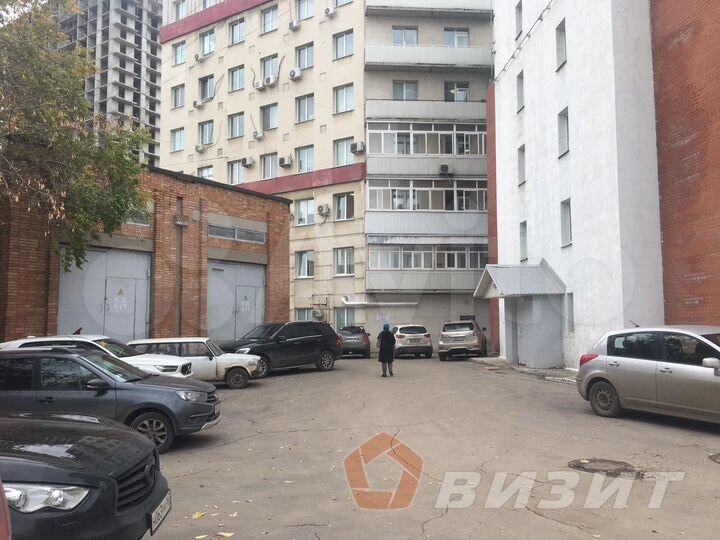 Офисное помещение с лифтом и парковкой