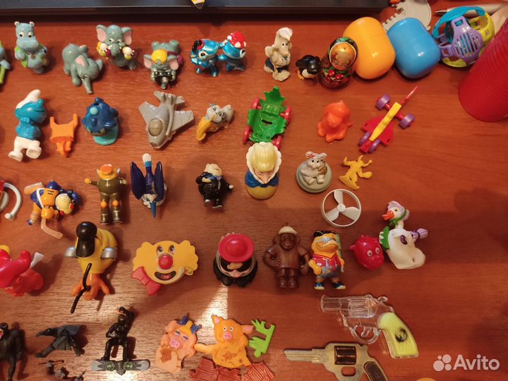 Различные киндеры,фигурки,игрушки
