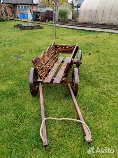Тележка садовая декоративная