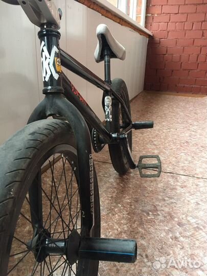 Трюковой велосипед BMX