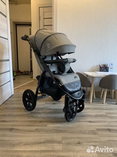 Прогулочная коляска bubago cross air