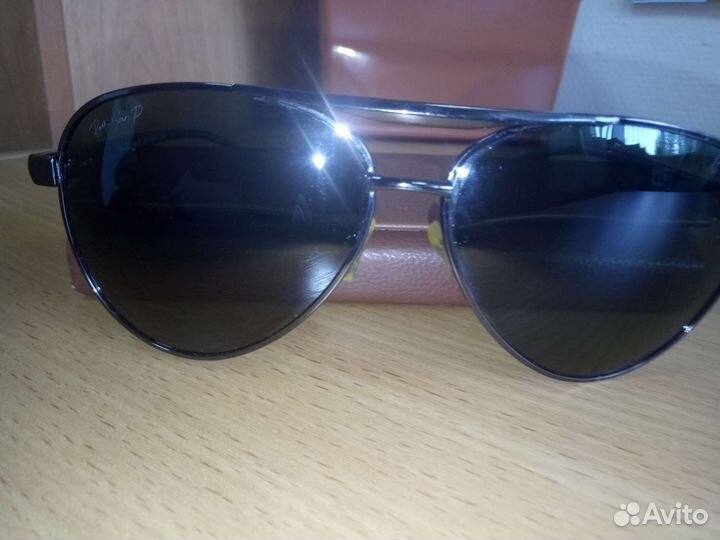 Солнцезащитные очки