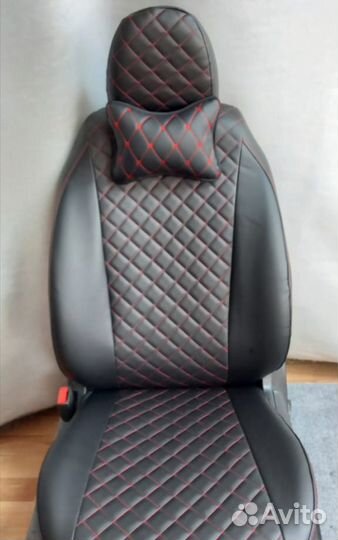 Чехлы на nissan qashqai ромб красный