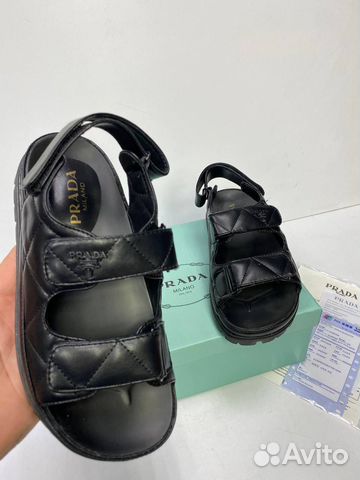 Женские сандалии prada