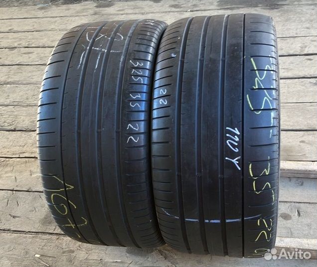 Pirelli P Zero PZ4 325/35 R22 Y