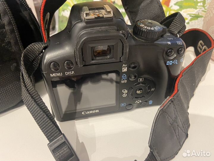 Зеркальный фотоаппарат canon eos 1000d
