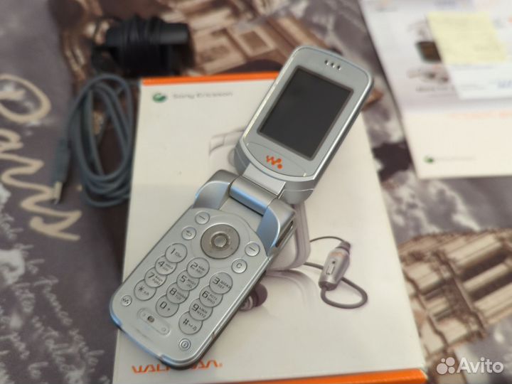 Sony Ericsson W300i