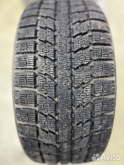 Toyo Observe GSi-5 245/40 R18 97Q