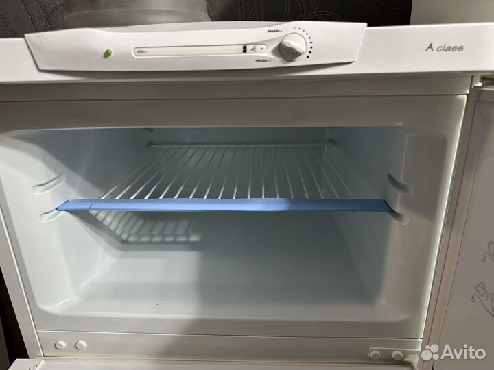 Холодильник indesit