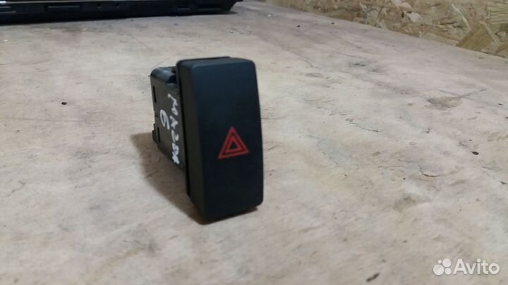 BHR1664H0 mazda 6 кнопка аварийной остановки