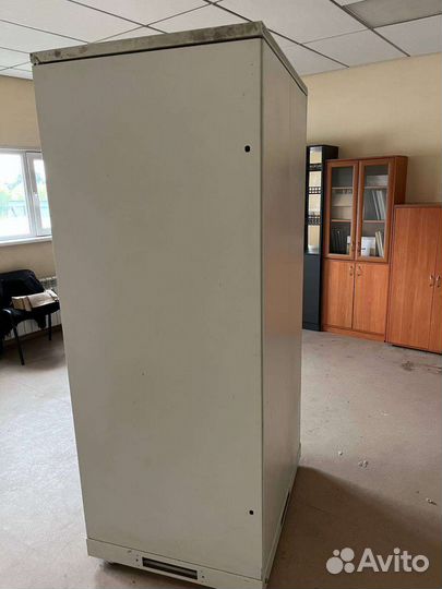 Серверные шкафы