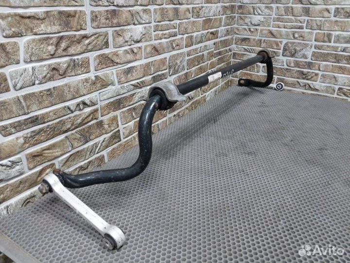 Стабилизатор передний Audi A5 8T 2012