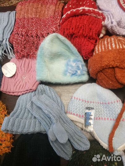 Варежки вязаные женские