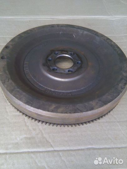 Маховик VW Passat B3 1.8 дв RP