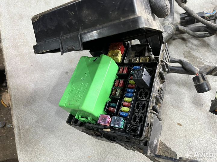 Проводка подкапотная Мицубиси Лансер 9