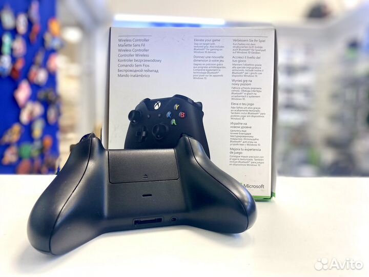 Геймпад Xbox One X
